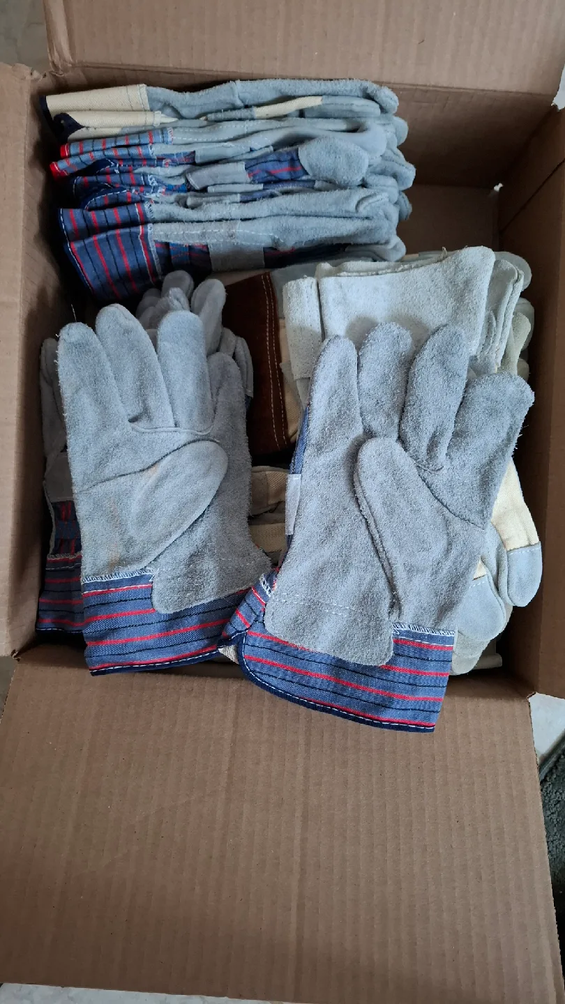 Work Gloves - Box of Assorted Styles image indicator(2)