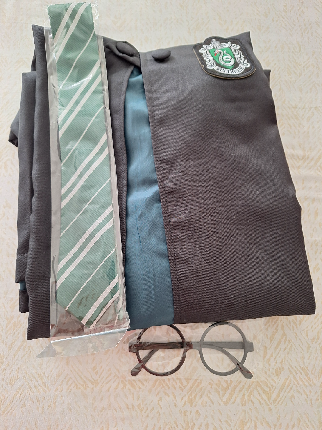 Just like new Harry Potter Slytherin Robe Costume Set - photo 3