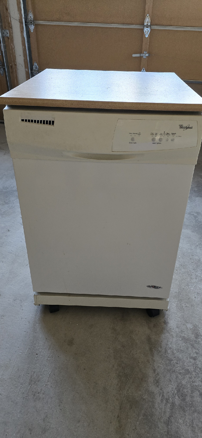 Portable Whirlpool WDP350PAAW6 Dishwasher