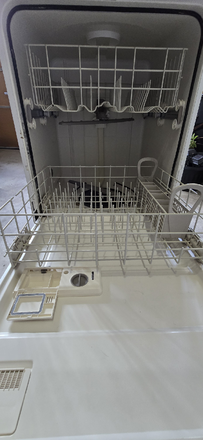 Portable Whirlpool WDP350PAAW6 Dishwasher - photo 4