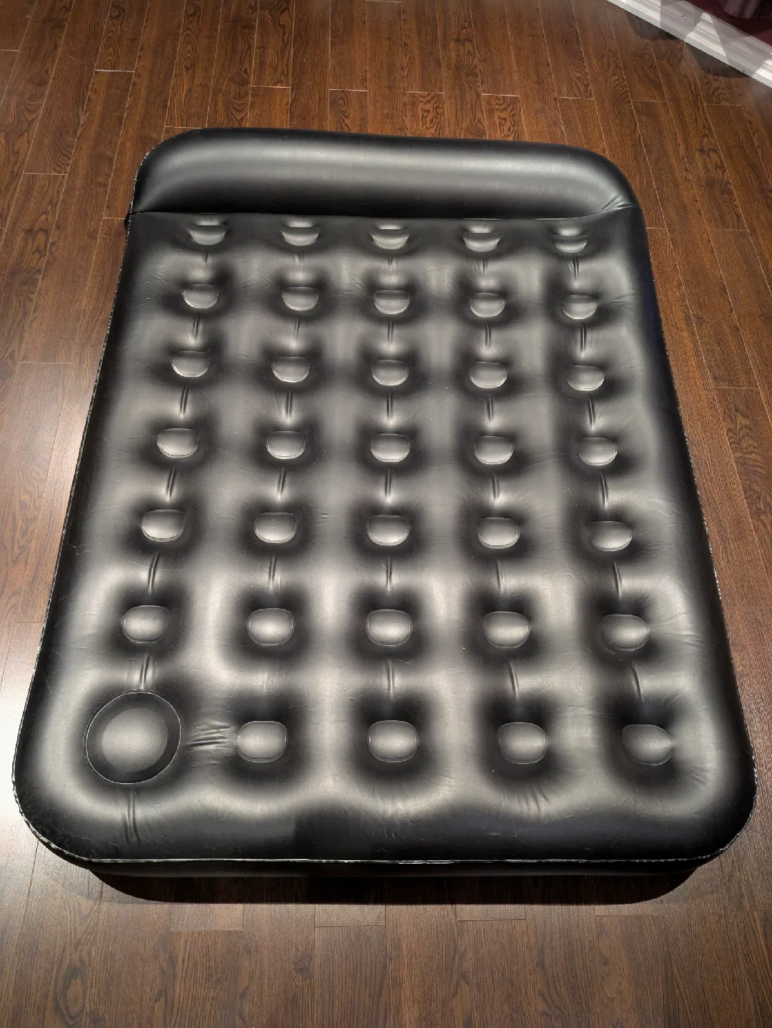 Broadstone double Air Mattress - Great Condition! image indicator(6)