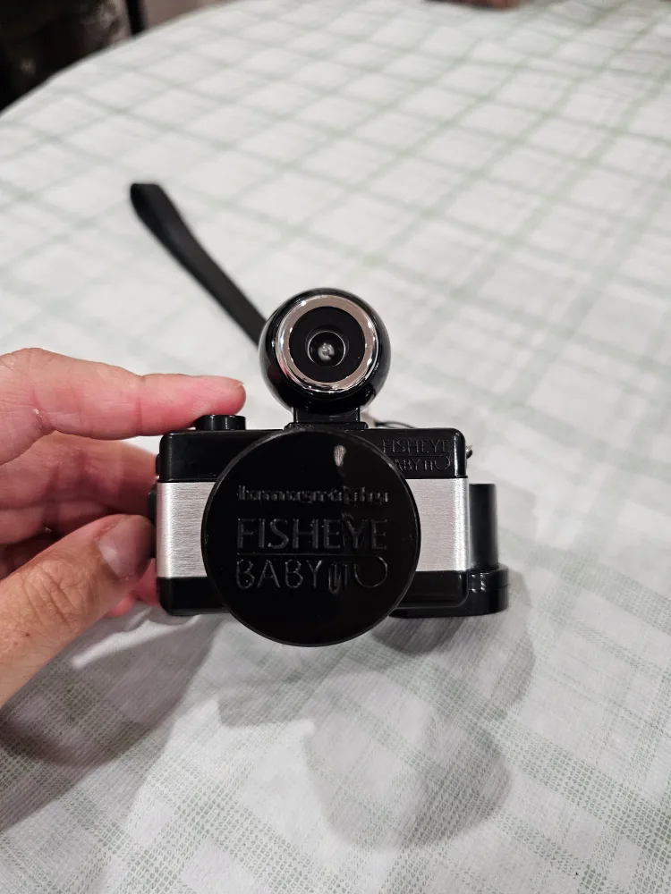 Lomography Camera - Polaroid 🥕 image indicator(3)