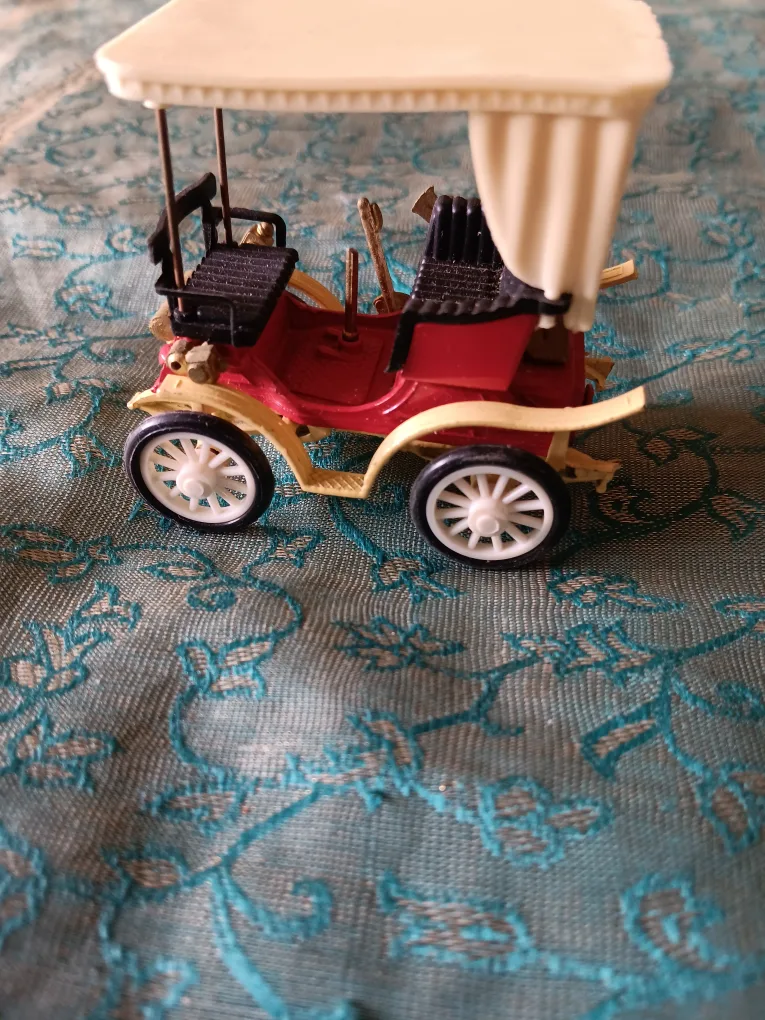 Solido Peugeot 1902 Diecast Car image indicator(2)