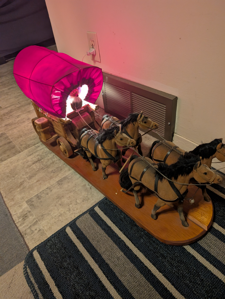 Vintage Horse Drawn Wagon Lamp