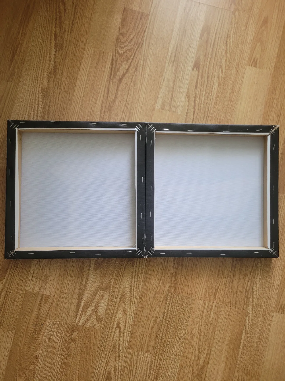 Set of 2 Bathroom Wall Art Canvases image indicator(4)