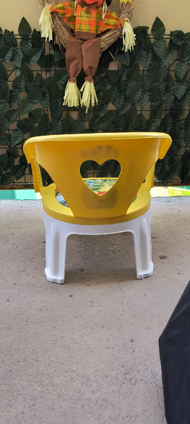 Winnie the Pooh Chair image indicator(3)