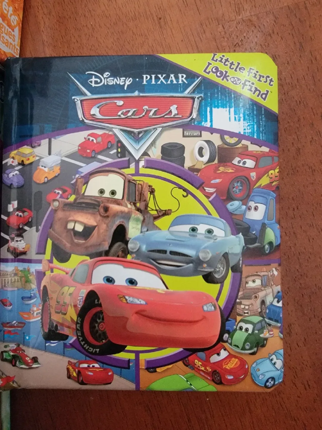 Disney Pixar Cars Little First Look and Find Book image indicator(2)