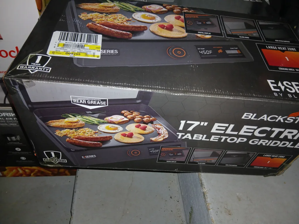 brand new blackstone  grill 17 inch electric image indicator(3)