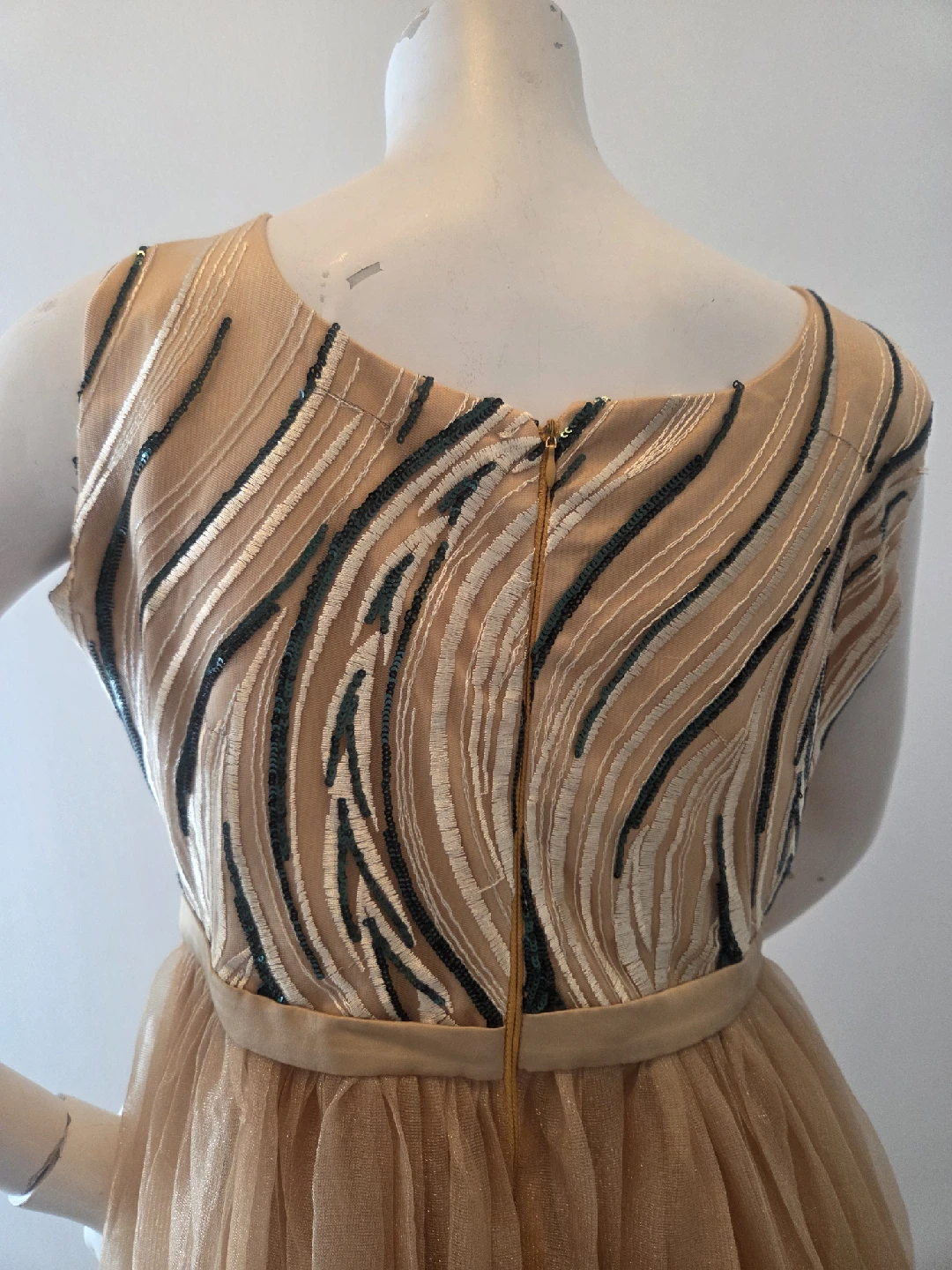 Gold Tulle Formal Dress - photo 3