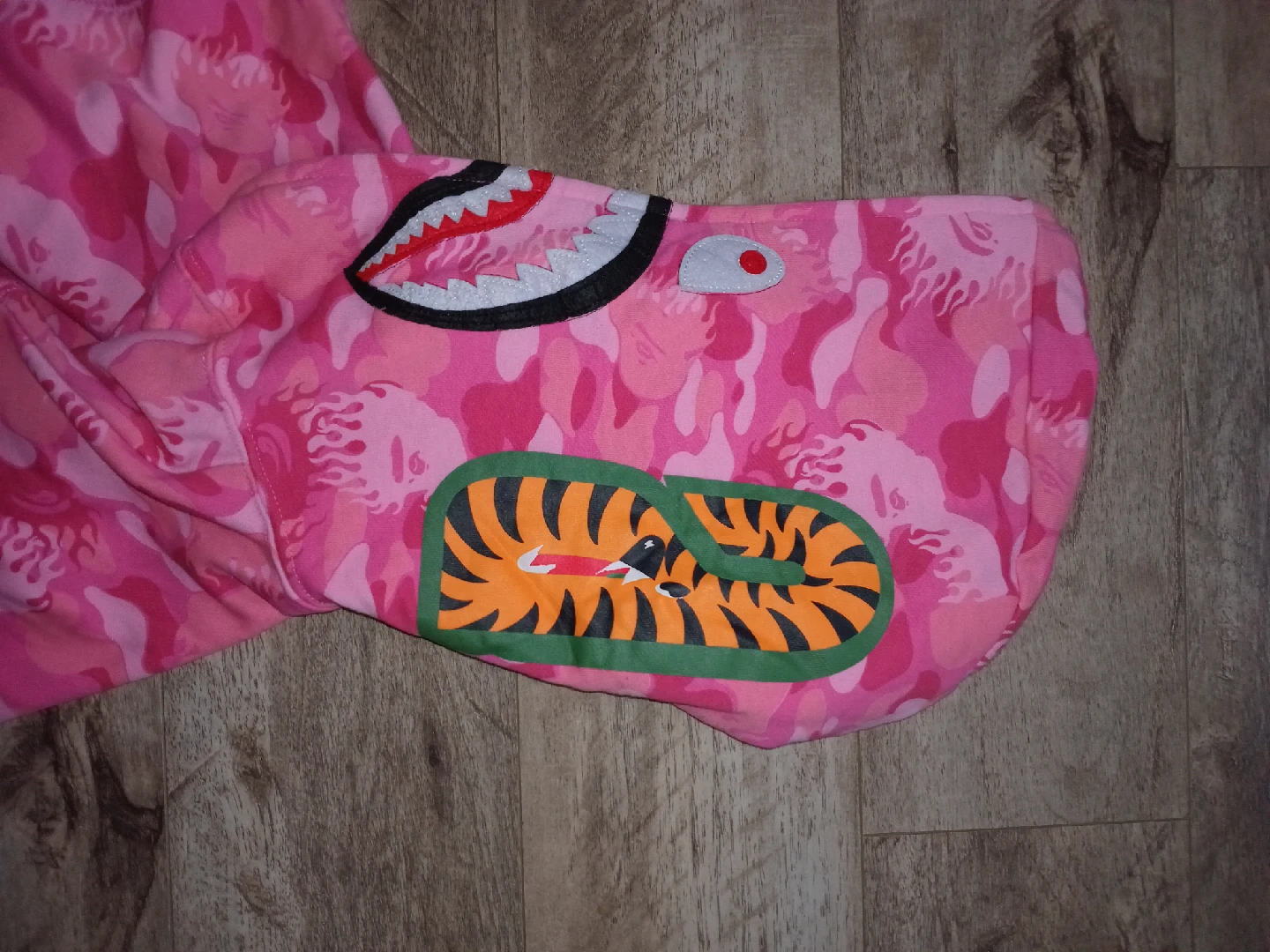 Bathing Ape (BAPE) Pink Camo Shark Hoodie, Size L - photo 5