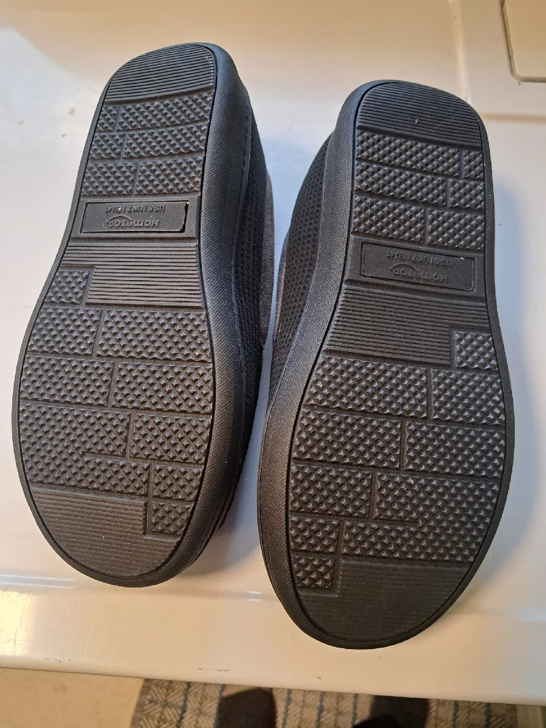 HomeTop Men's Slippers with Memory Foam, Size 8 US, New image indicator(2)