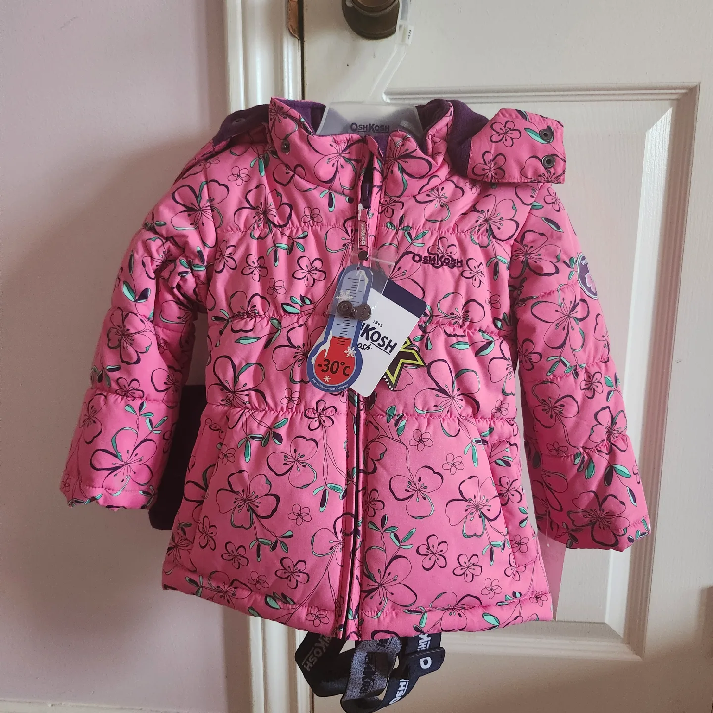 NEW OshKosh B'gosh Floral Puffer Jacket - Size 2T thumbnail