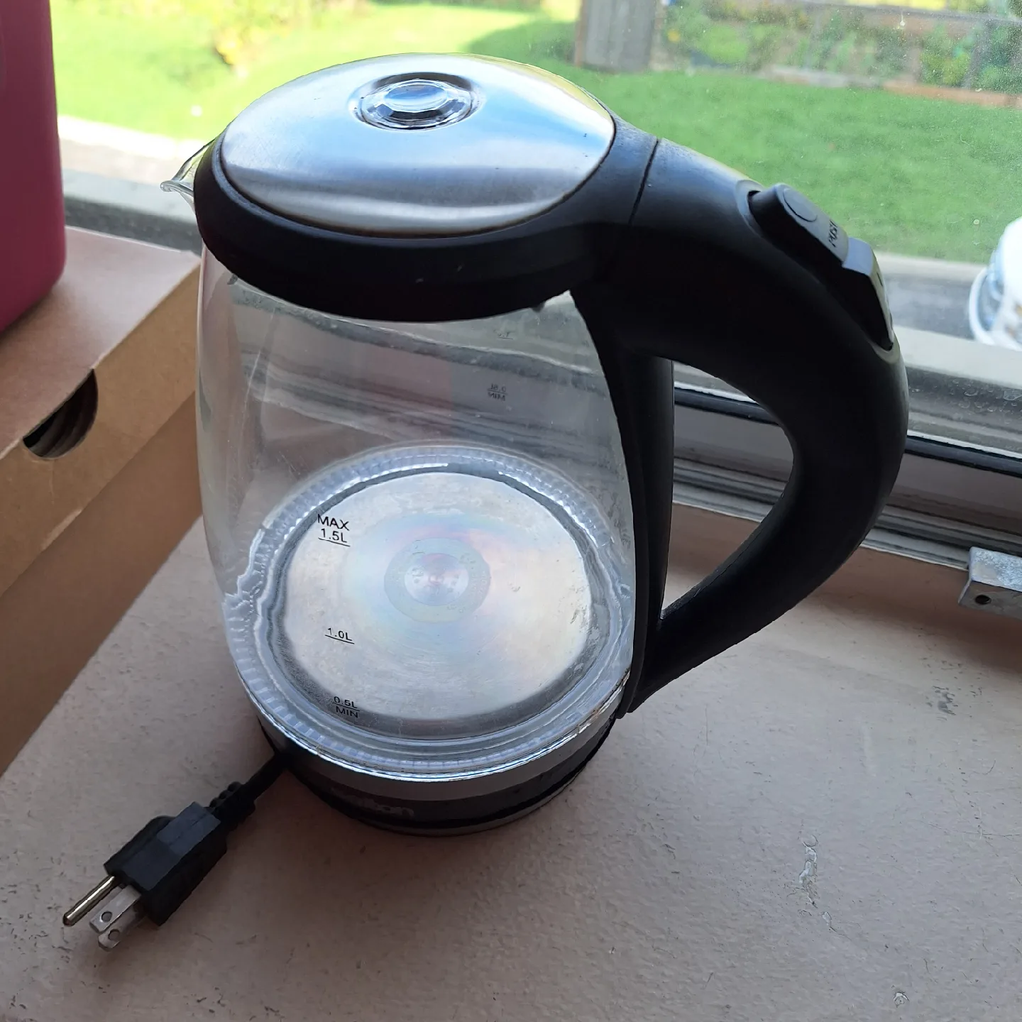 Electric Kettle - Glass with Corded Base🥕 thumbnail