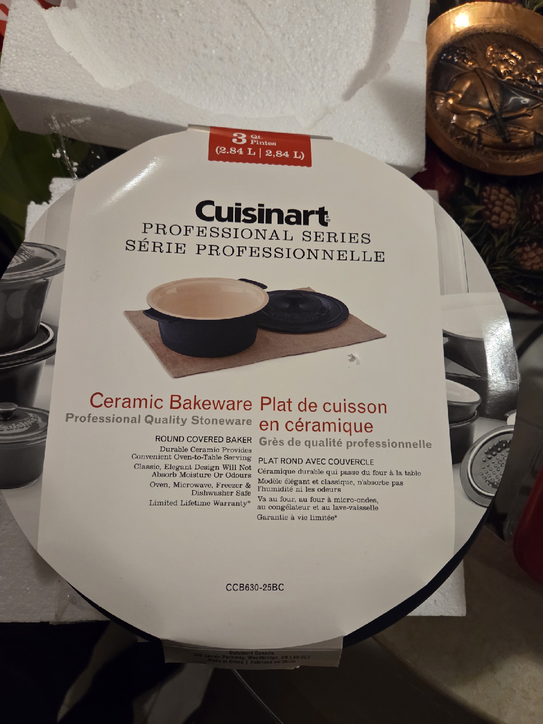 New Cuisinart Ceramic Bakeware - 3 Qt Covered Casserole