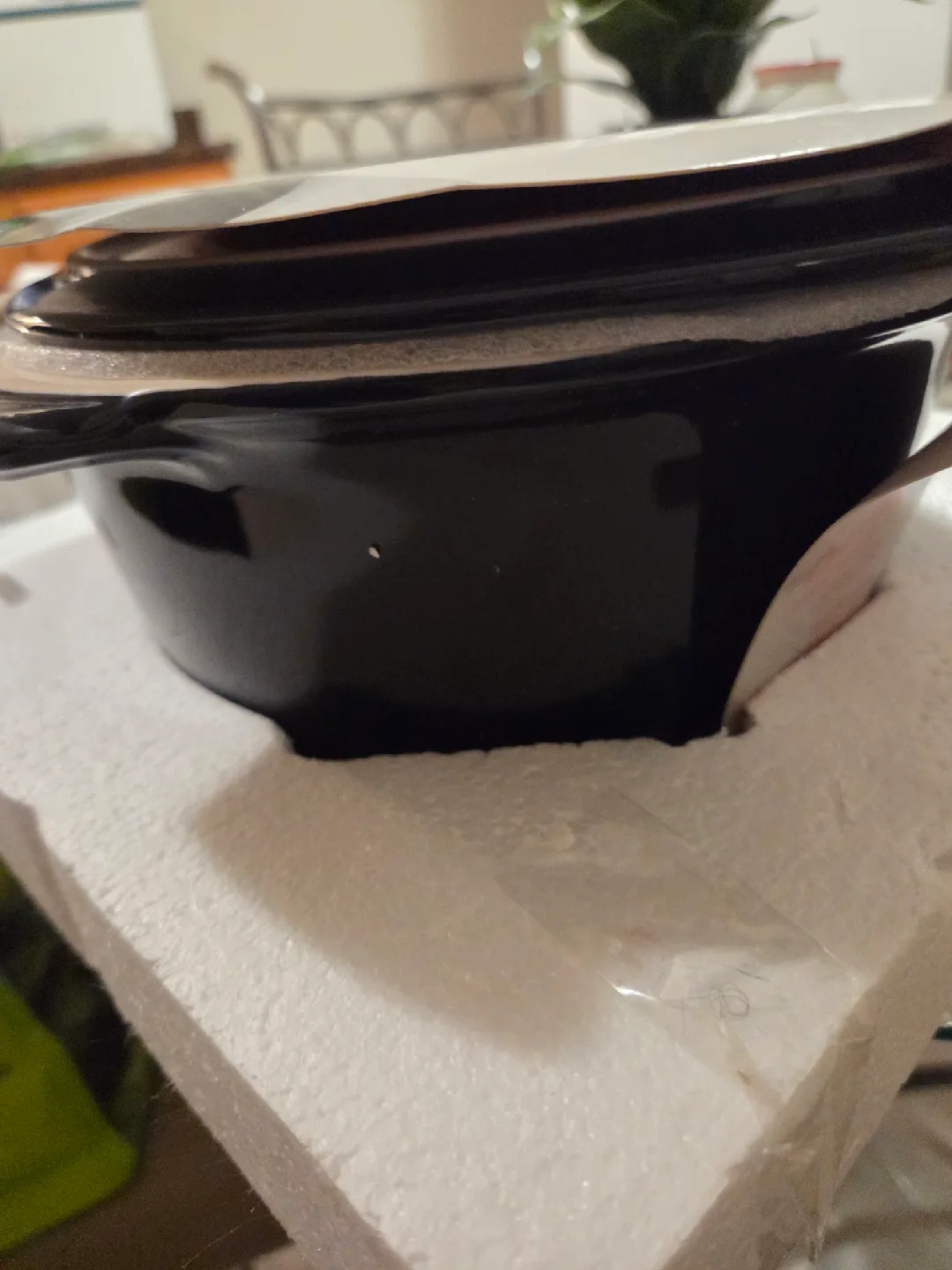 New Cuisinart Ceramic Bakeware - 3 Qt Covered Casserole image indicator(3)