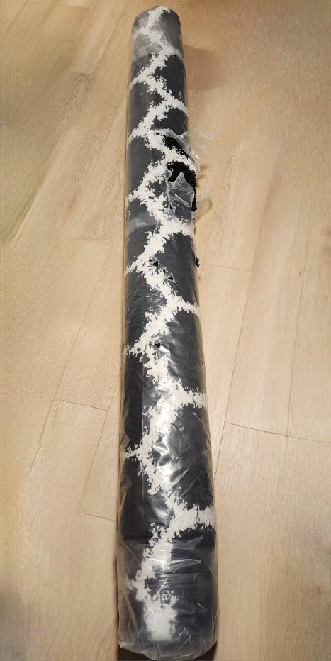 Black and White Patterned Rug 2.44m/3.50m