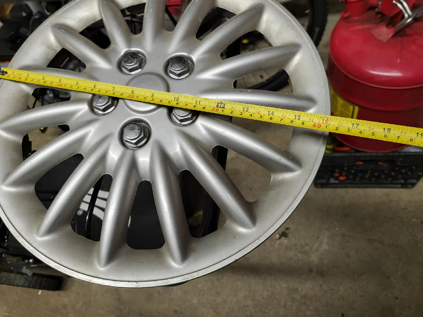 Silver Wheel Cover 2012 Honda civic image indicator(3)