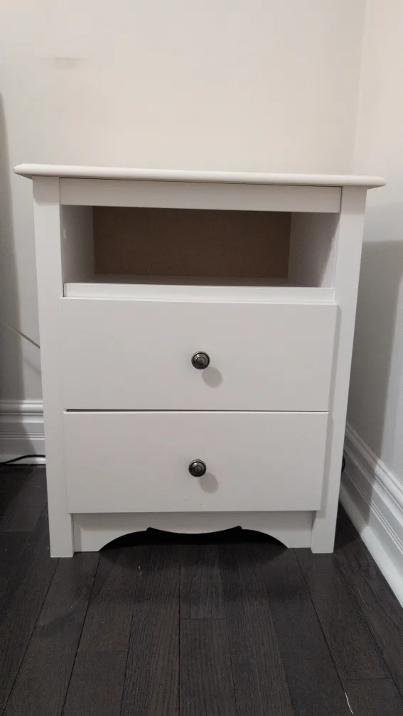 White Bedside Table with 2 Drawers image indicator(9)