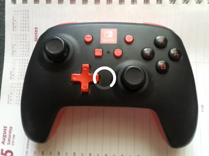 Nintendo Switch Power A Pro Controller image indicator(2)
