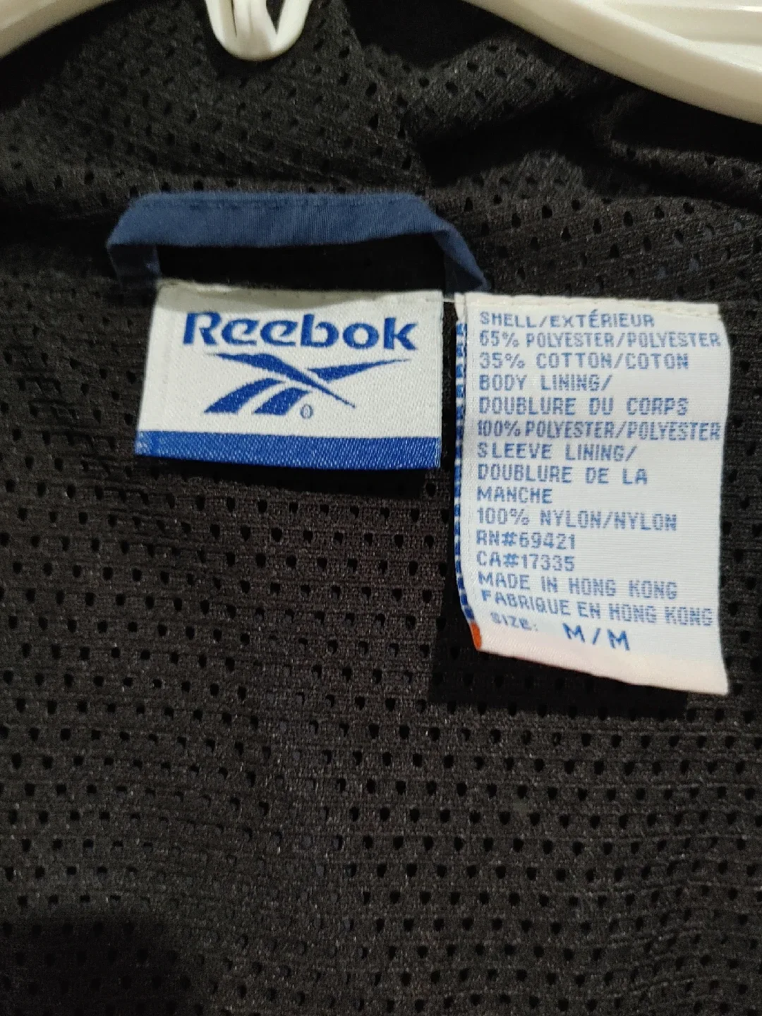 🧡REEBOK LIGHTWEIGHT JACKET FITS MENS MEDIUM TO LARGE image indicator(3)