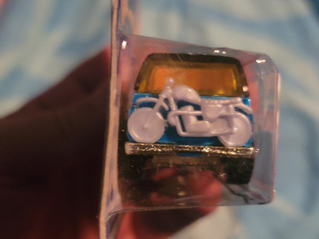 Hot Wheels Final Run 6/12 Ford Bronco - photo 4