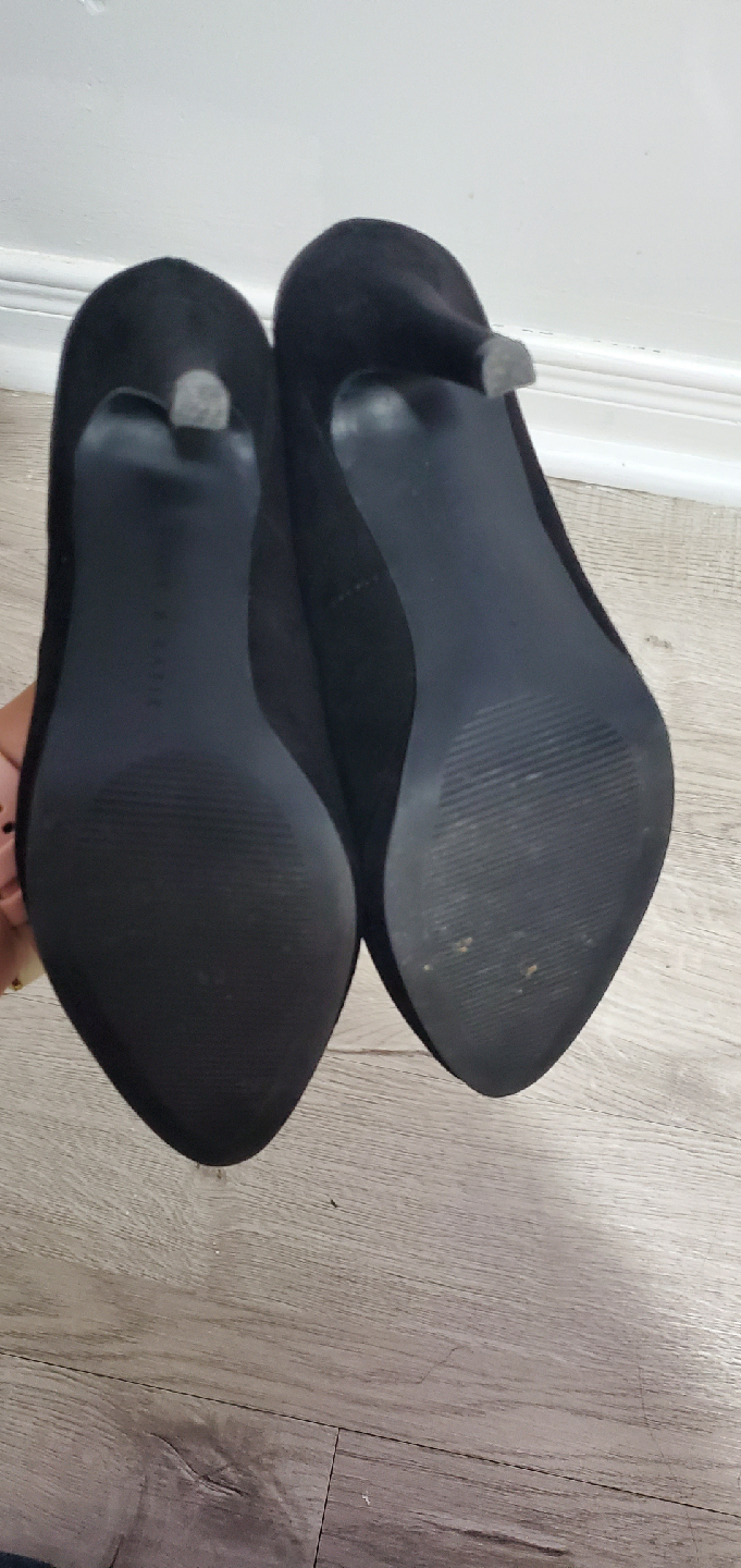 Kelly & Katie Black Heels - Size 8 - photo 4