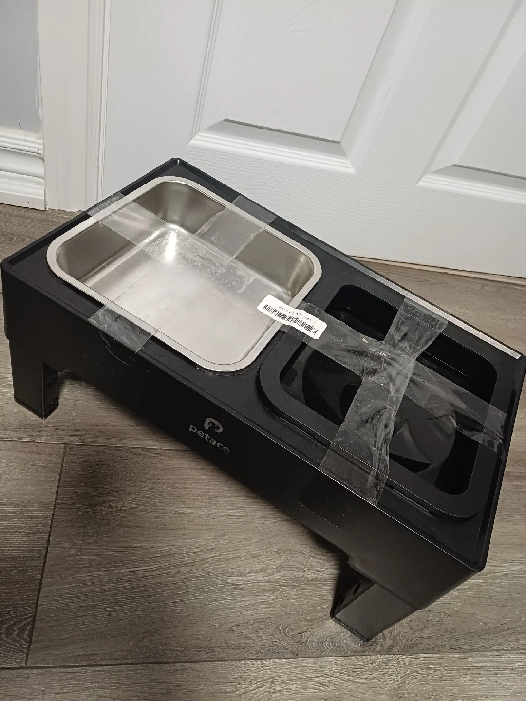 Petace Elevated Dog Feeder - New image indicator(2)