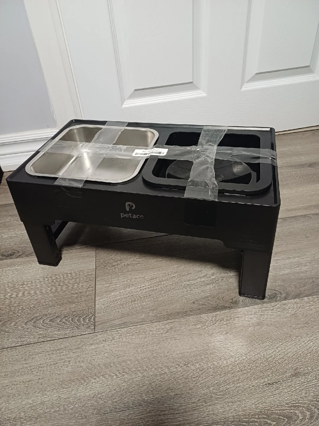 Petace Elevated Dog Feeder - New image indicator(6)