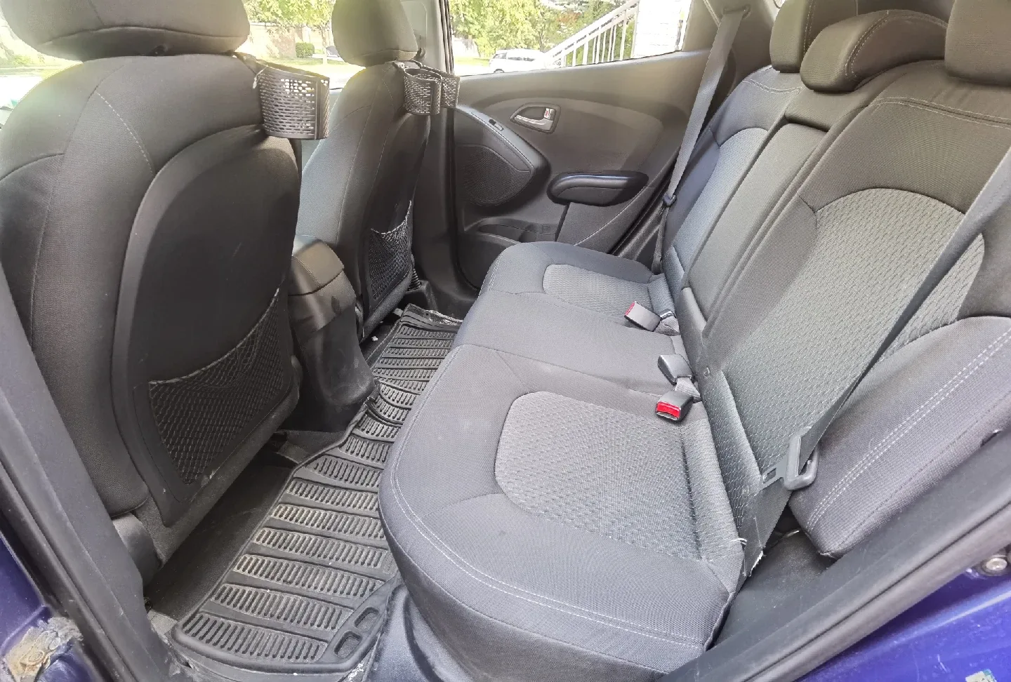 2013 Hyundai Tucson - Blue SUV image indicator(6)