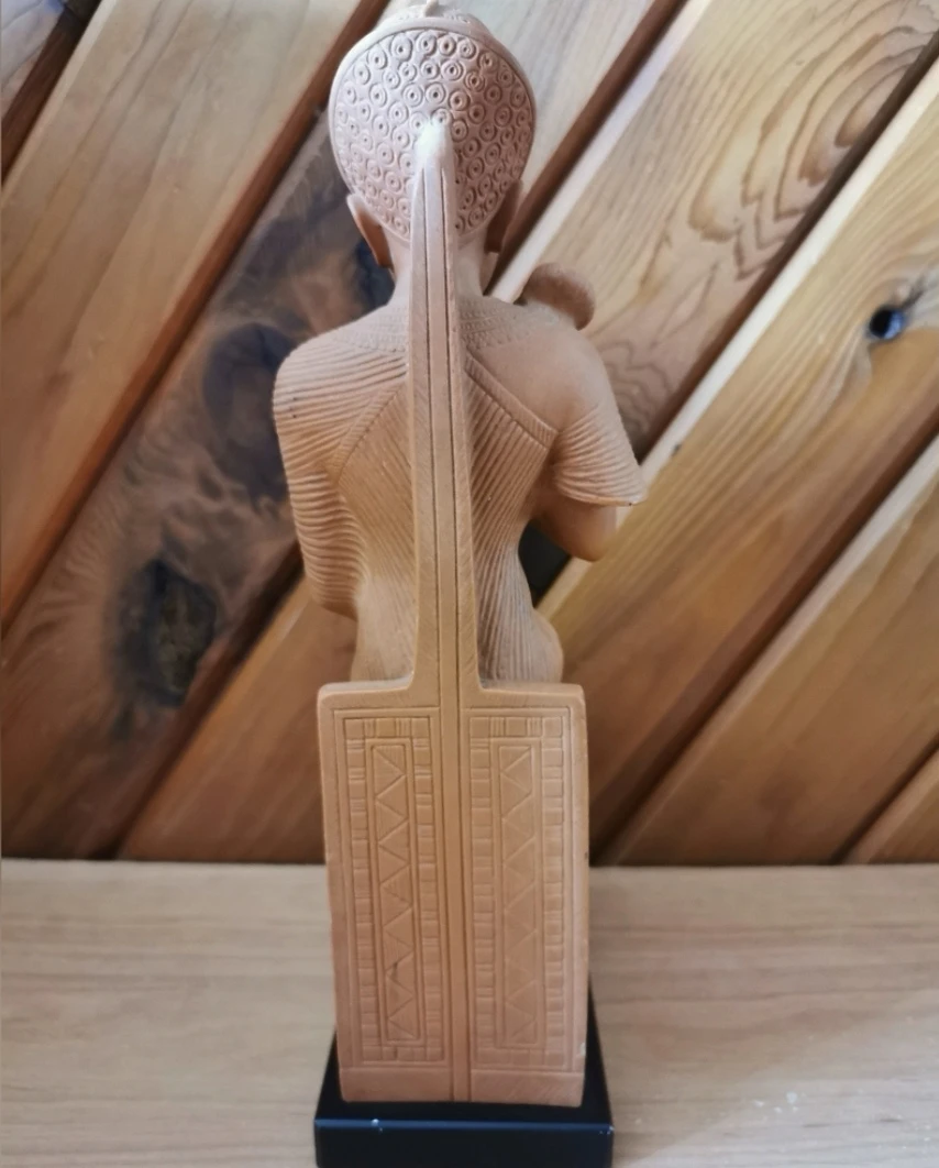 Egyptian Pharaoh Sculpture - photo 3