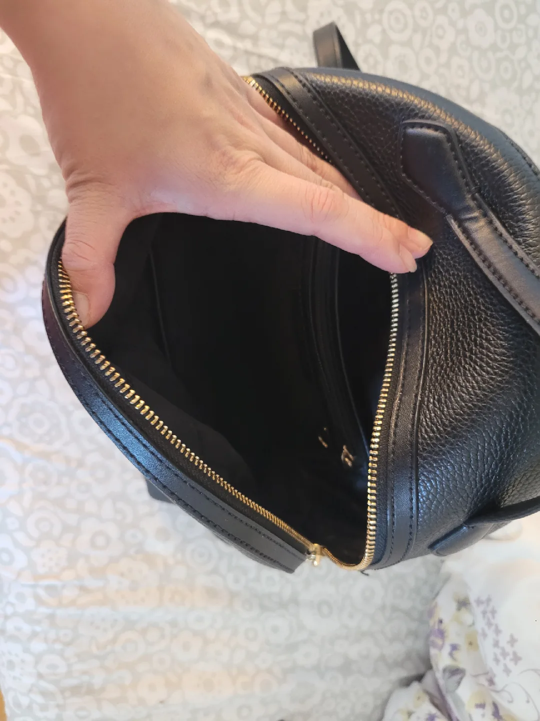 Michael Kors Black Leather Backpack image indicator(4)