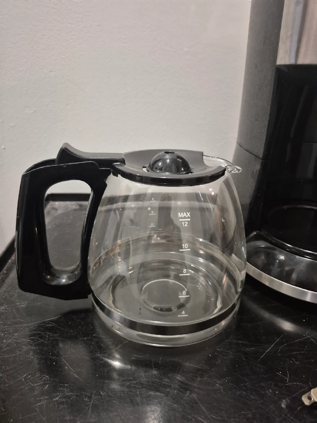 Black+Decker 12-Cup Coffee Maker image indicator(2)