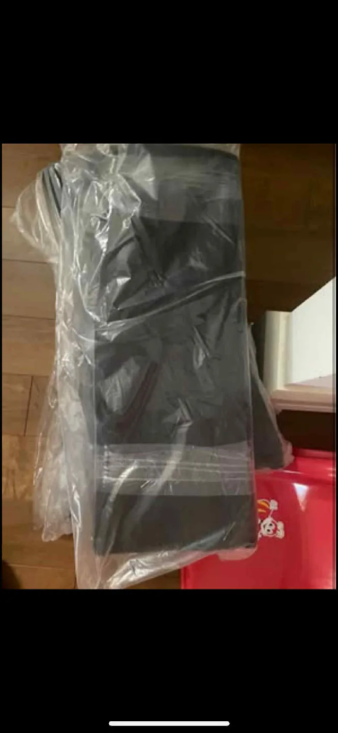 NEW Fabricland Quilter's Choice Cotton - Black thumbnail