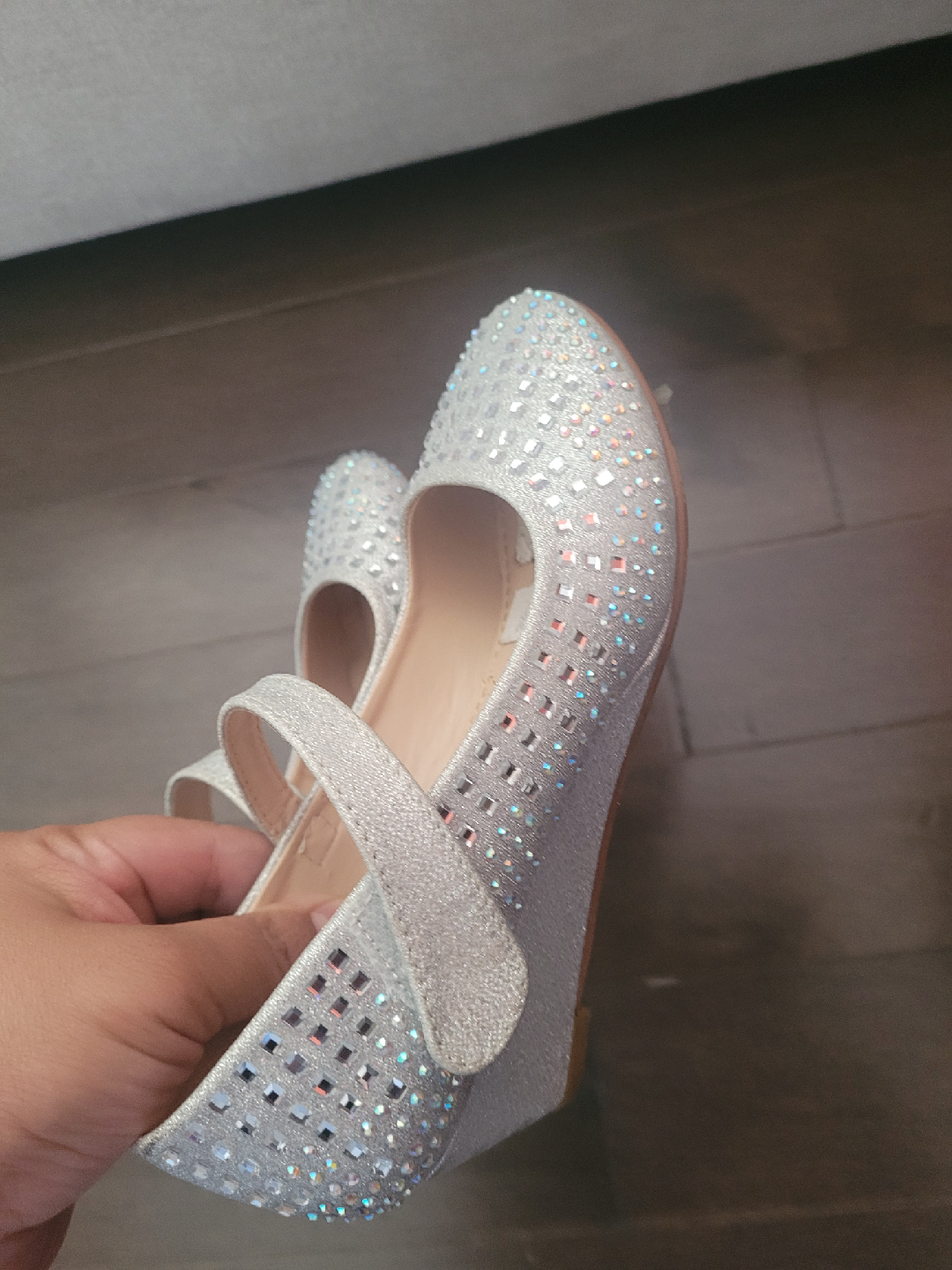 Fabulous Girls Silver Sparkly Shoes - Size 2 - photo 2