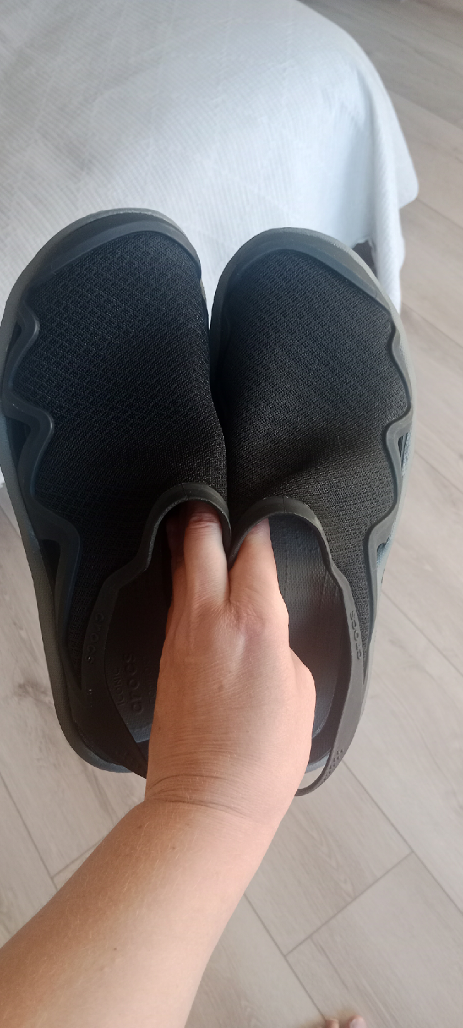 Crocs Swiftwate Mesh Deck Sandal M9