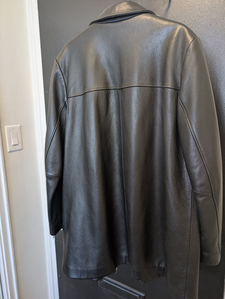 Danier Canada Black Leather Jacket  (Men's Medium) - photo 2