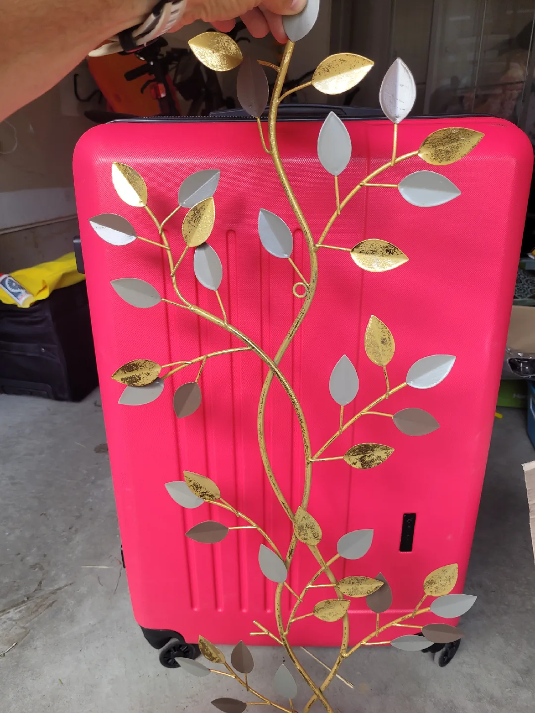 Gold Decorative Tray and Wall Decor image indicator(3)