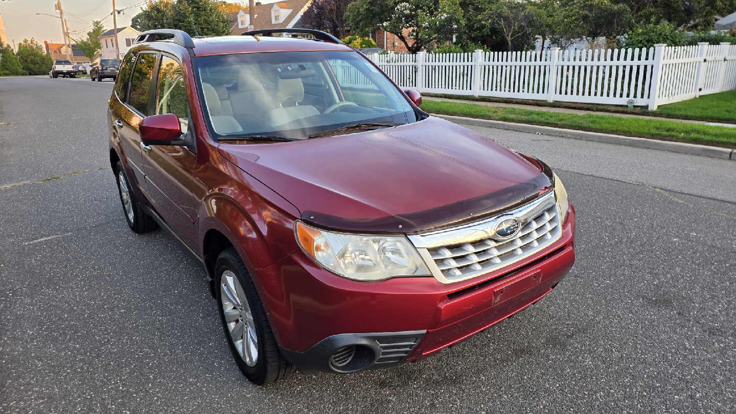 2011 Subaru Forester AWD 82k miles- Maroon SUV