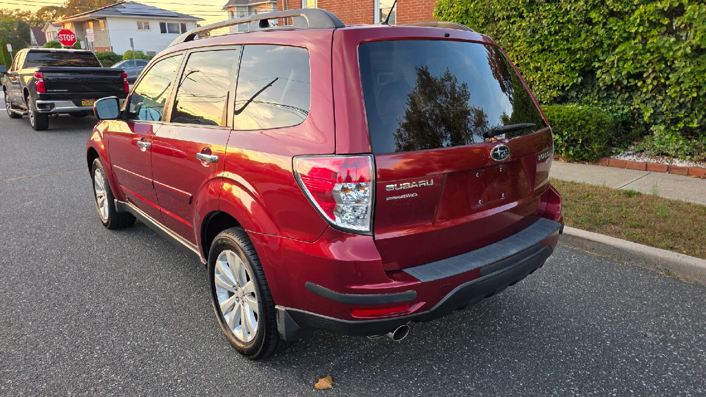 2011 Subaru Forester AWD 82k miles- Maroon SUV image indicator(3)