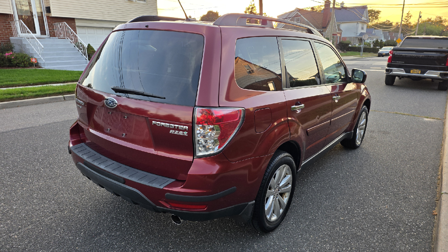 2011 Subaru Forester AWD 82k miles- Maroon SUV - photo 4