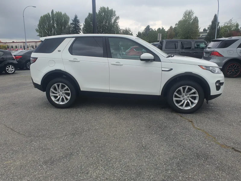 2018 Land Rover Discovery Sport HSE image indicator(7)