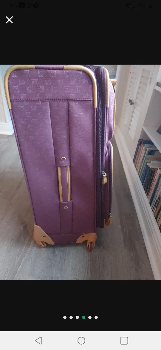 Liz Claiborne Rolling Suitcase image indicator(3)