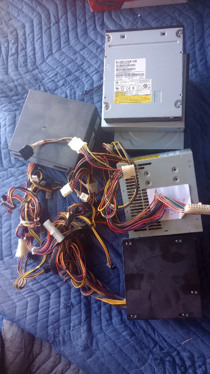 Assorted Computer Parts - ASUS, Radeon HD 4870 image indicator(5)