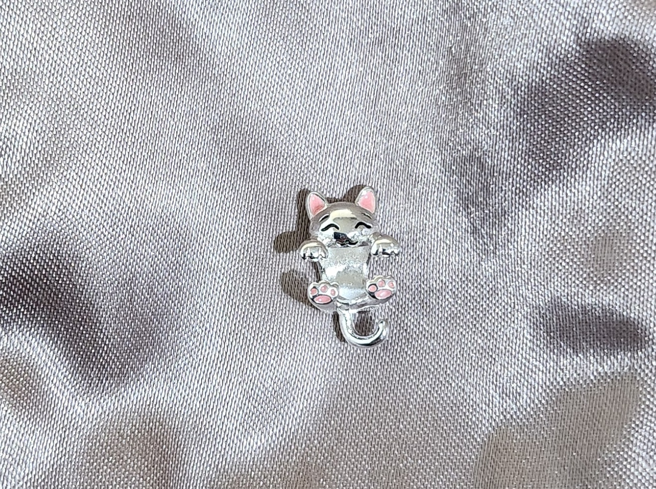Hanging Cat Charm