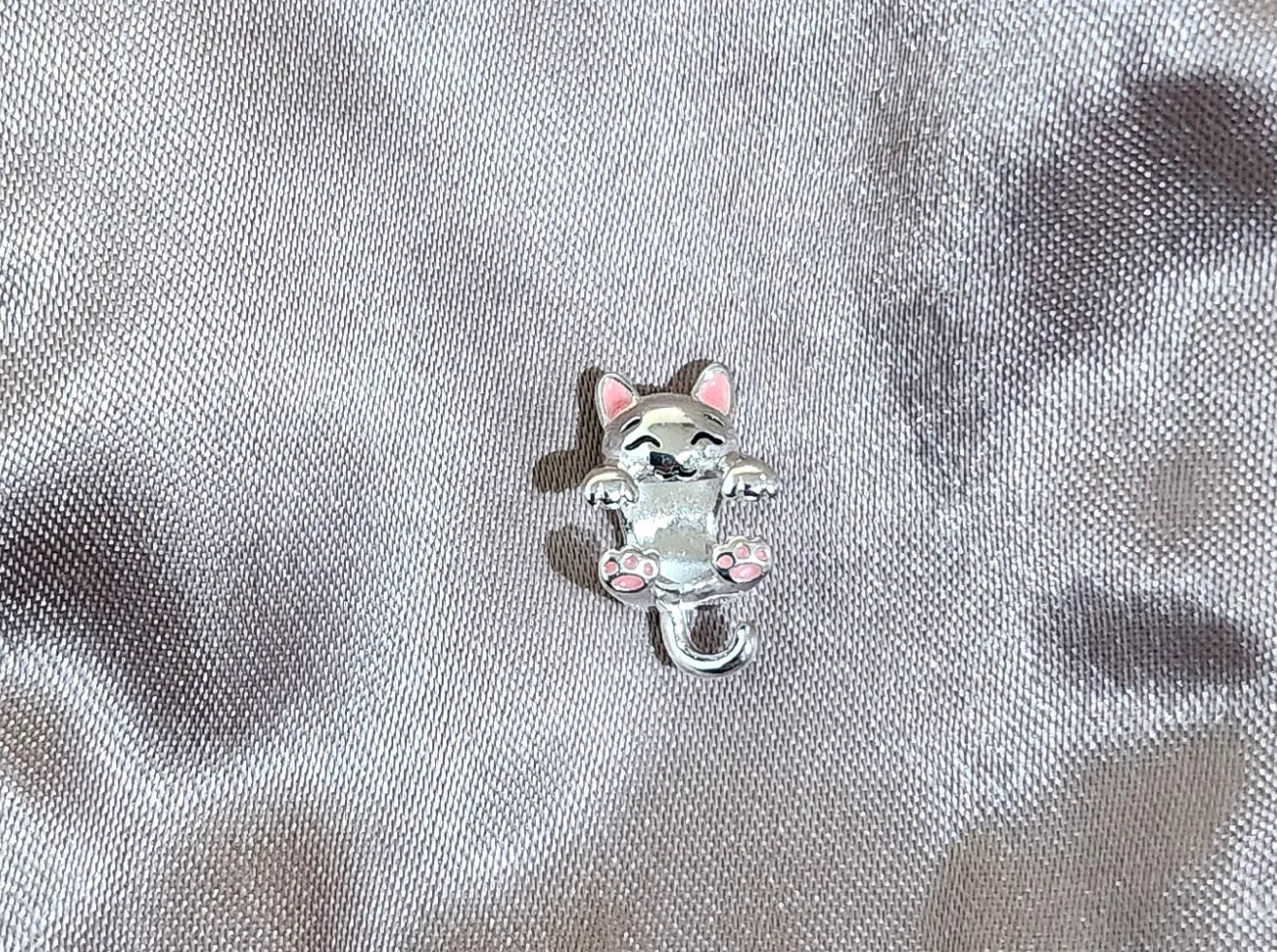 Hanging Cat Charm thumbnail