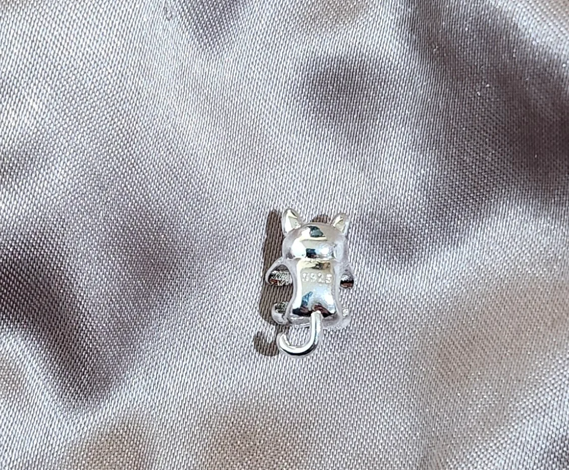 Hanging Cat Charm image indicator(3)