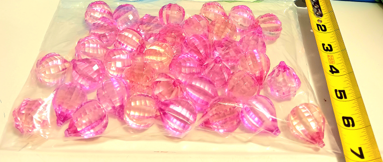 🪡Extra Large Pink Acrylic Beads🪡 - photo 3