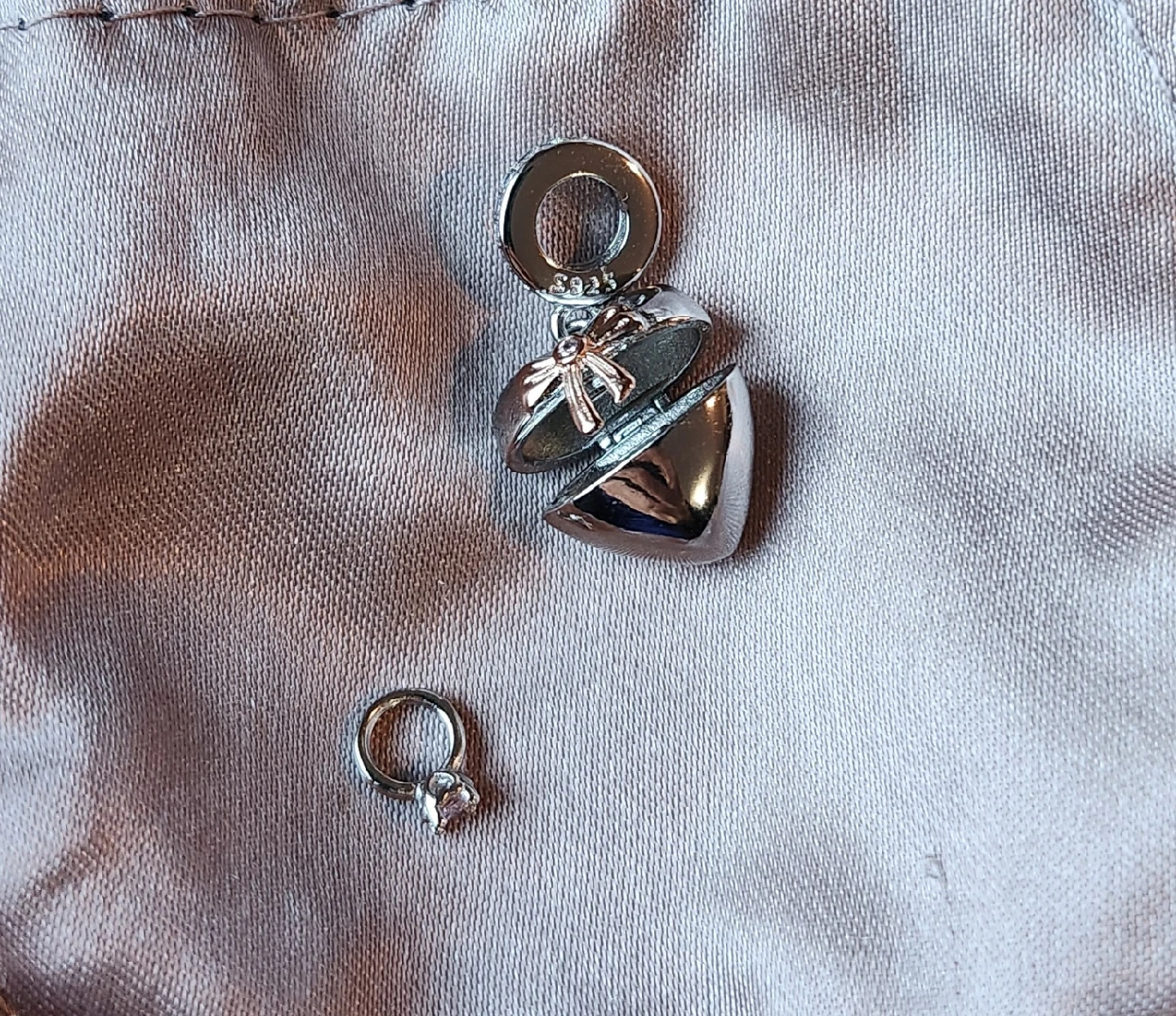 Heart Ring Box Charm - photo 3