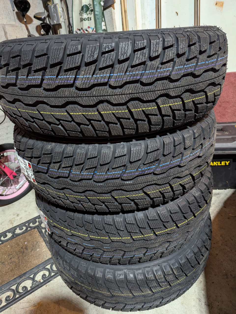 Uniroyal Tiger Paw Ice & Snow 4 Tires - 235/65R17 - photo 3