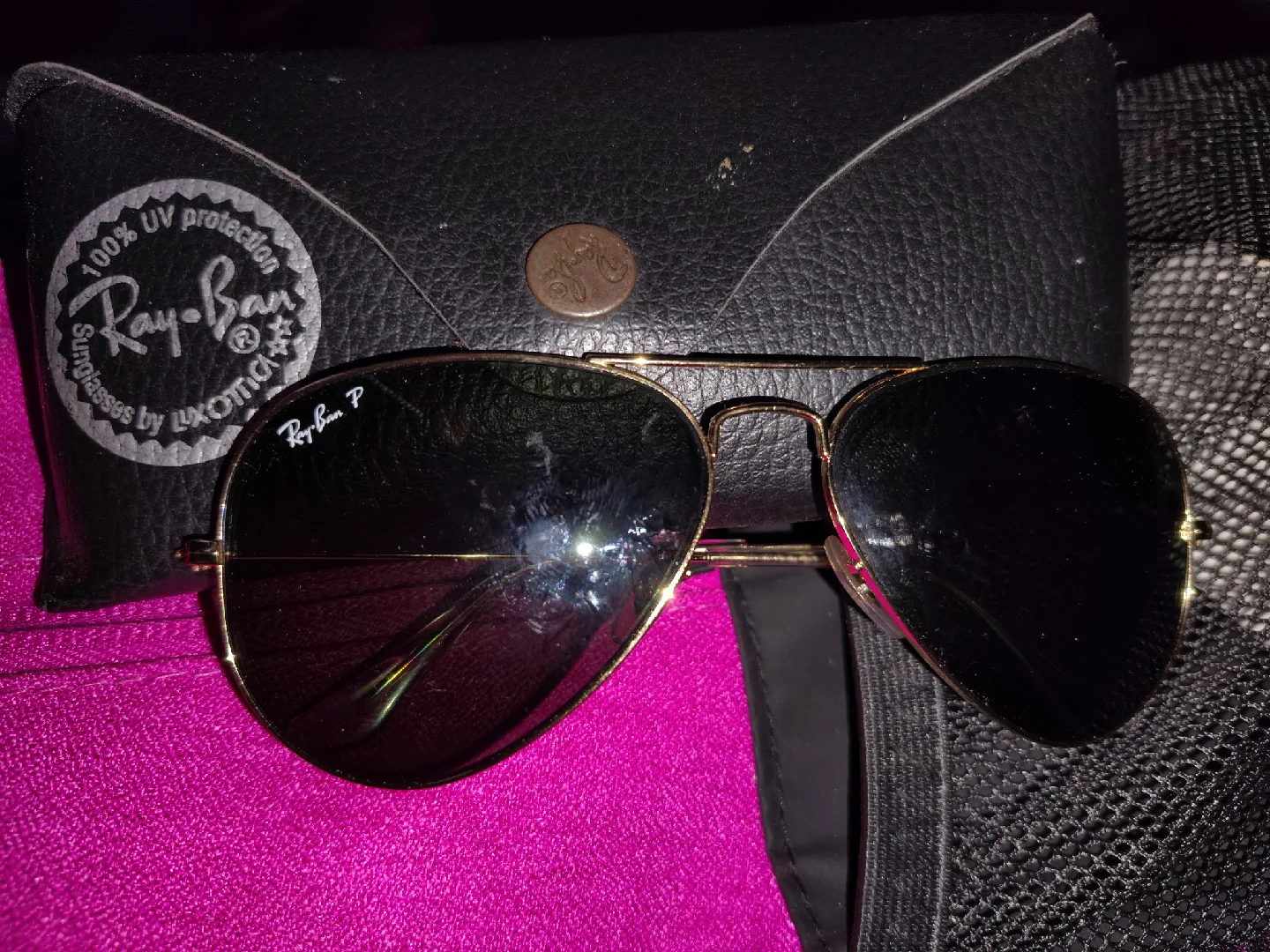Ray-Ban Aviator Sunglasses with Case image indicator(2)